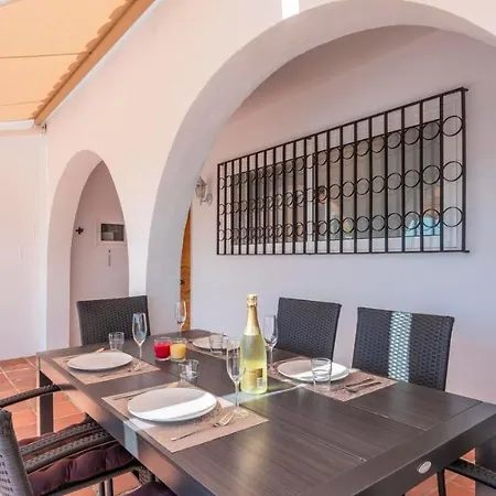 Casa Lea Velez-malaga By Ruralidays * 贝莱斯
